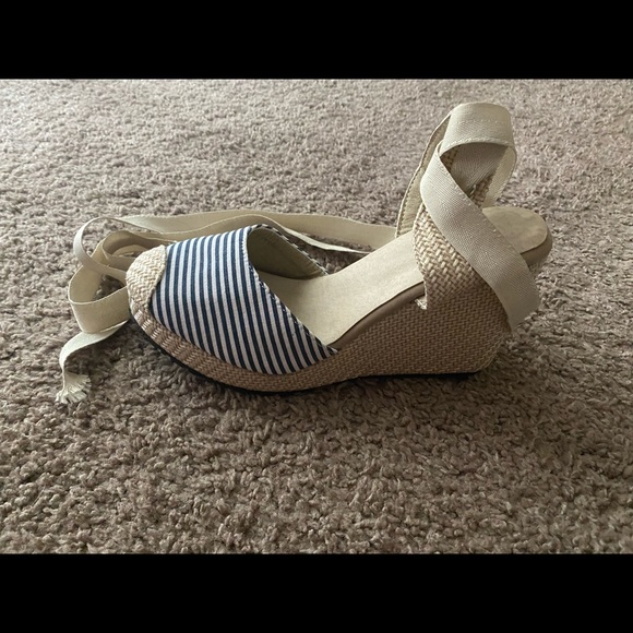 Wedges - Picture 4 of 5